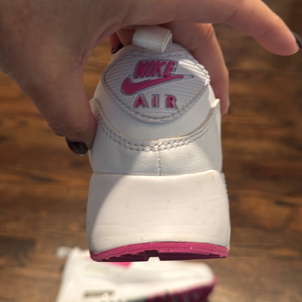 Nike Air Max White and Pink Sneakers youth size 3 - Picture 10 of 11